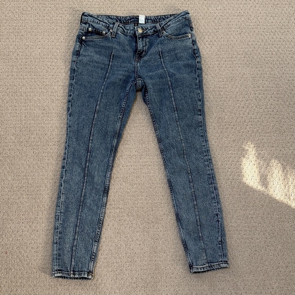 H&M Divided Denim Blue Jeans - Picture 2 of 6